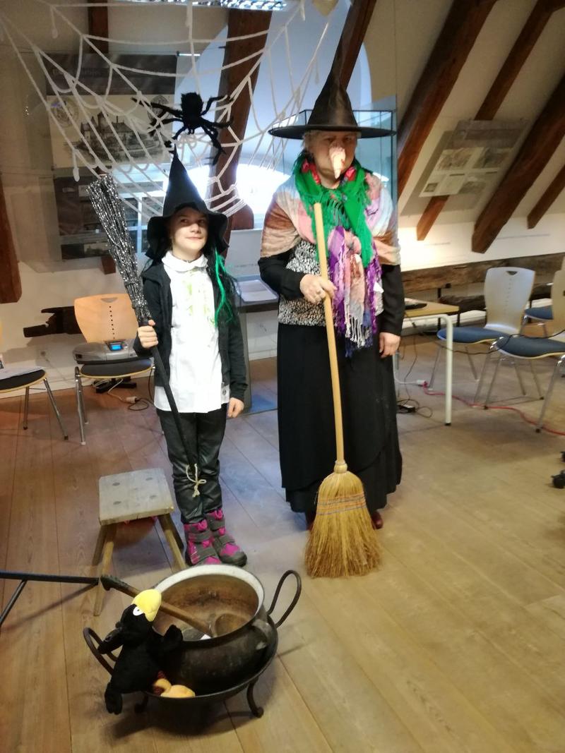 Die kleine Hexe 1