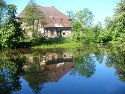 Bild vergr&ouml;&szlig;ern: Wasserschloss in Jürgenshagen