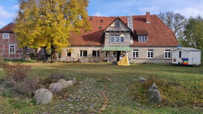 Bild vergr&ouml;&szlig;ern: Gutshaus Hermannshagen