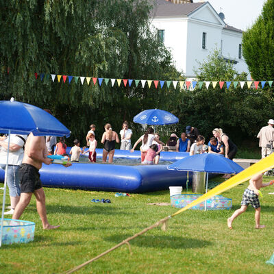Bild vergr&ouml;&szlig;ern: Fest im Park 2026